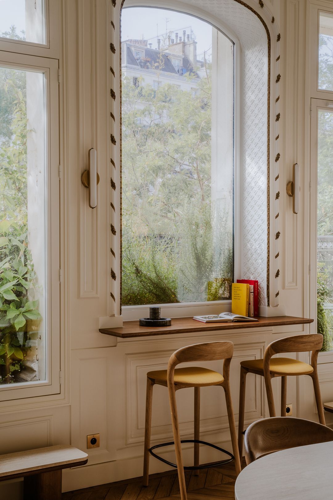 巴黎老建筑公寓彩色翻新项目丨法国巴黎丨InteriorStudio Supercraft-14