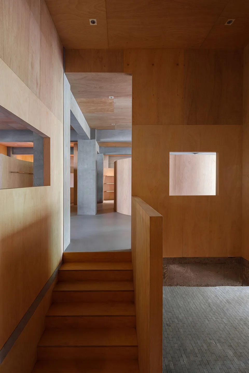 南京美术大厦 · 方庭与曲庭的融合设计丨中国南京丨MOU建筑工社-45