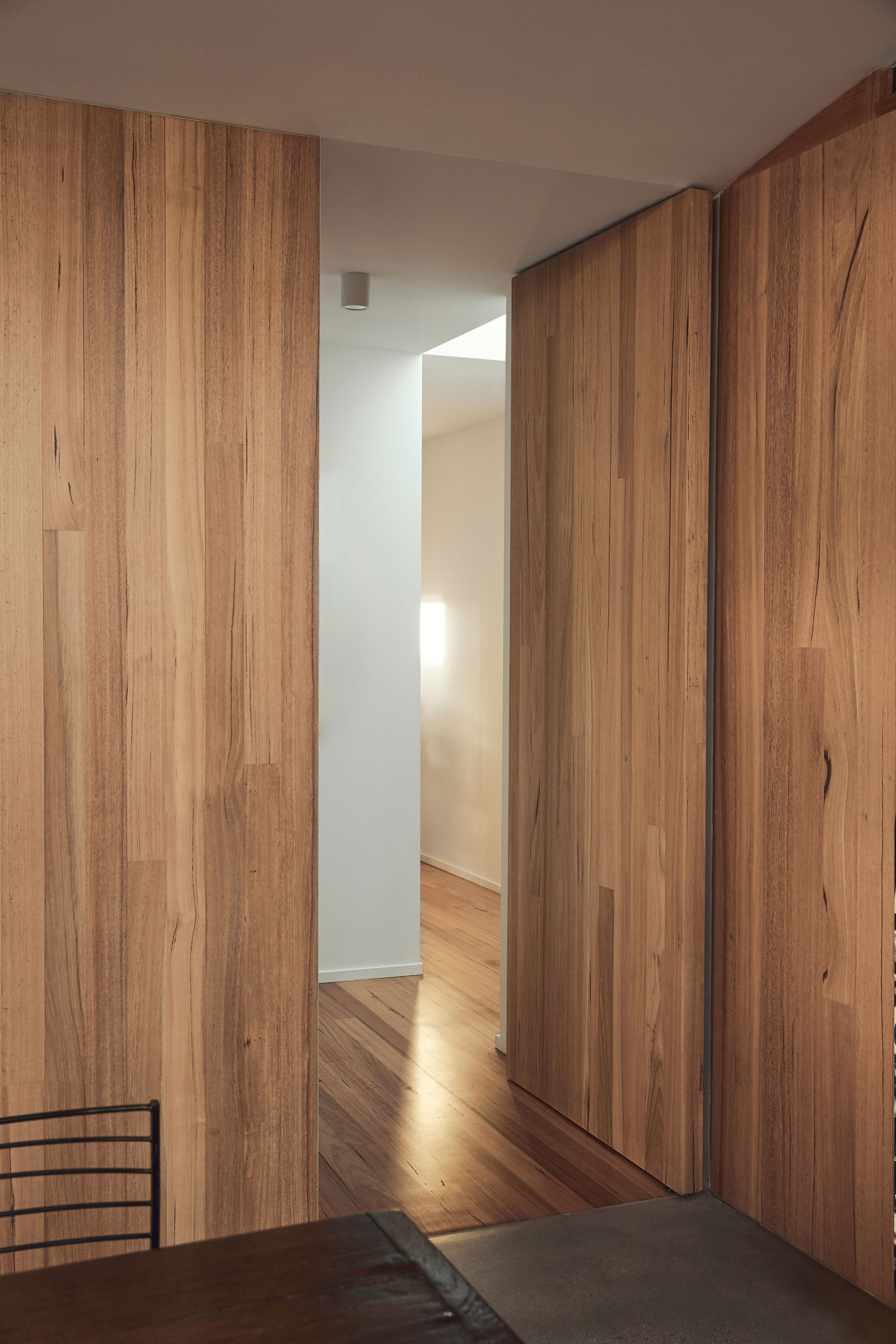 维米纳鲁斯之家丨澳大利亚丨Not All Architecture-12