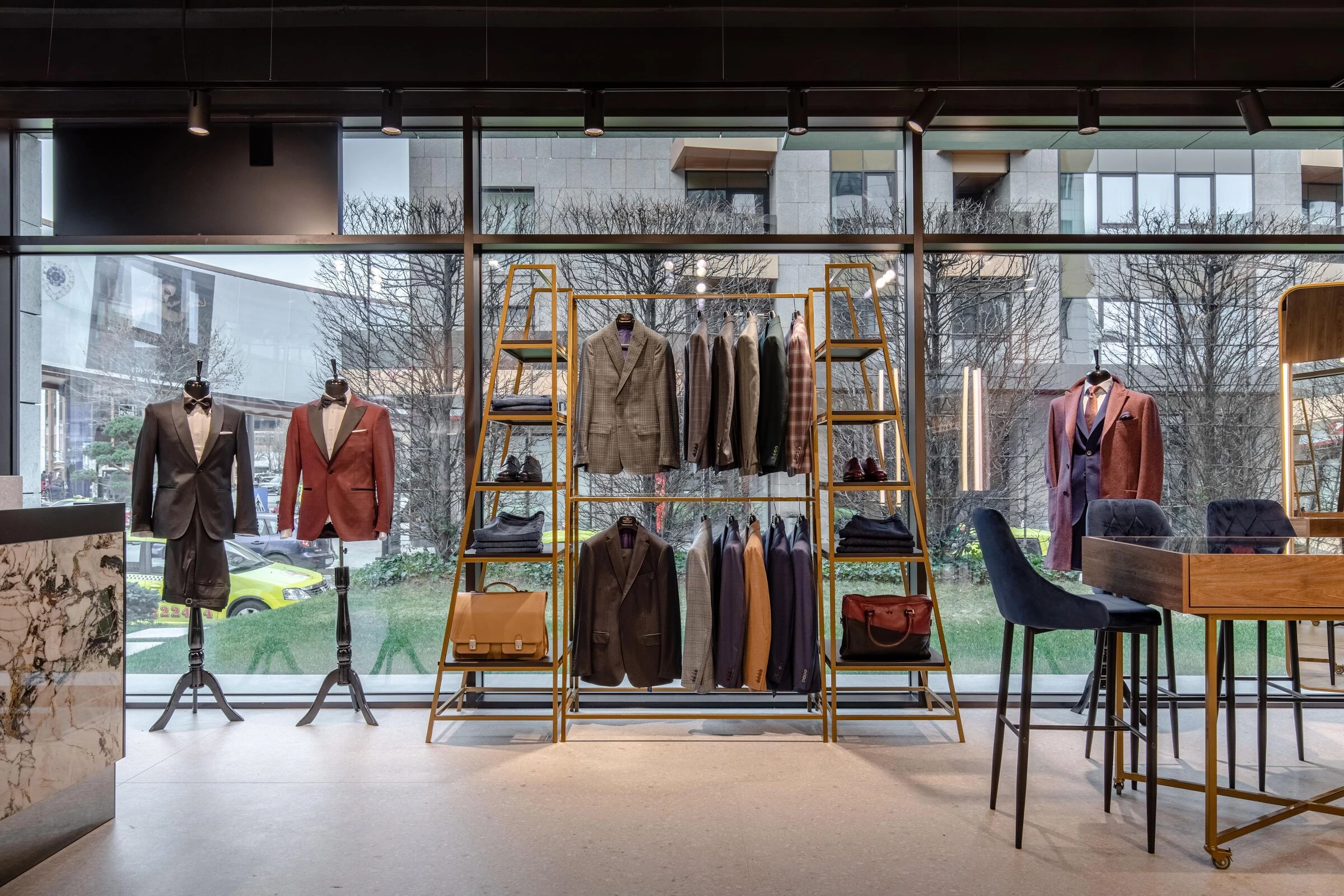 都铎裁缝展厅丨Romania丨Pure Mess Design-10