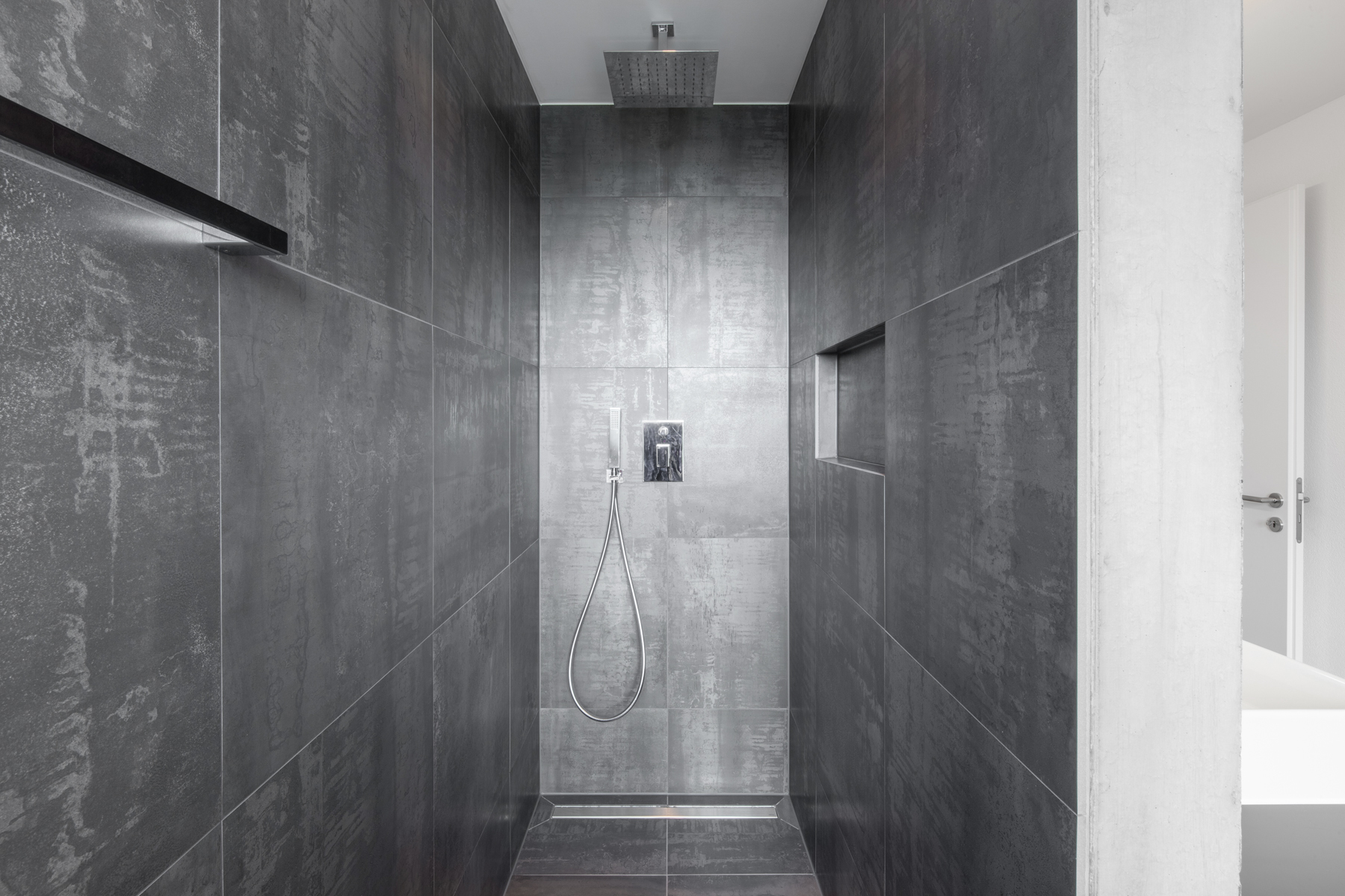 瑞士农村四口之家住宅，灵活居住空间与自然美景相融合-20