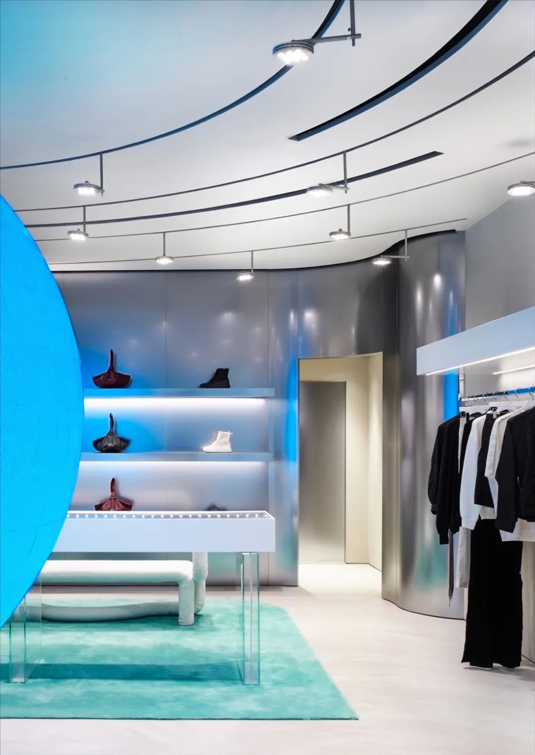 AMBUSH 上海太古里全新形象设计丨中国上海-10