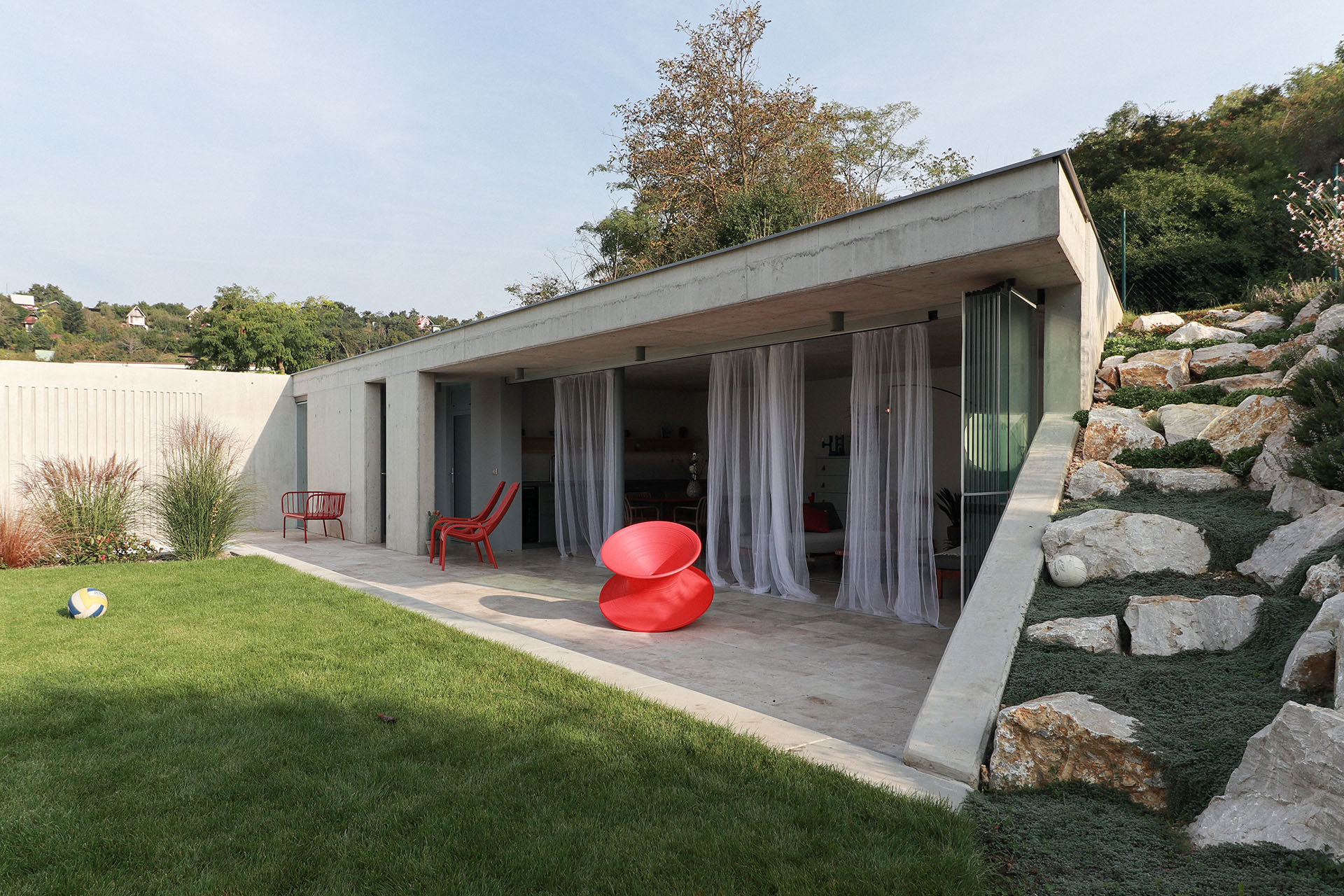 带夏季厨房和桑拿的花园小屋丨斯洛伐克丨Adam Lukačovič Architects-51