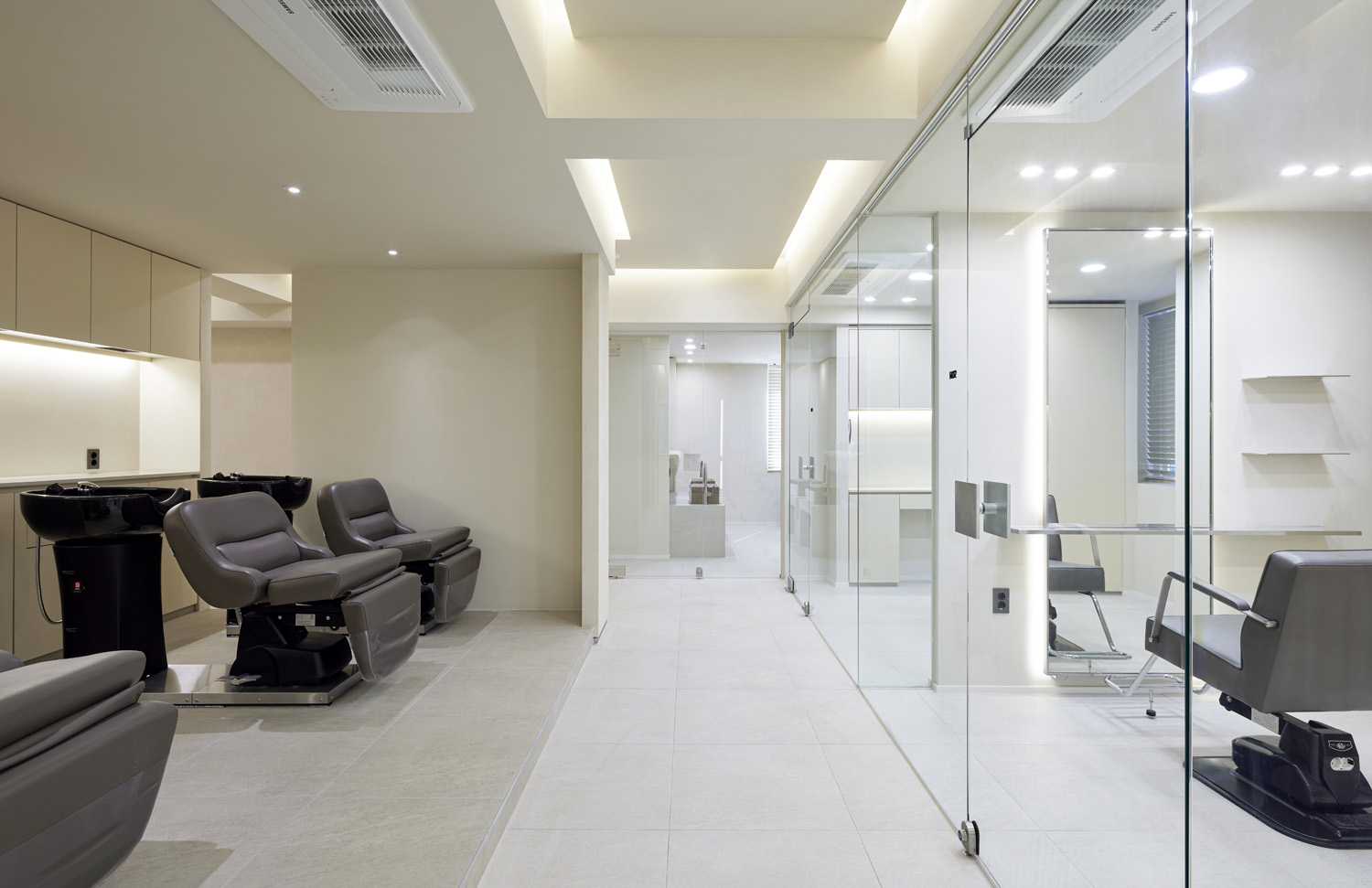 首尔大学入口区域高级美容沙龙设计-12