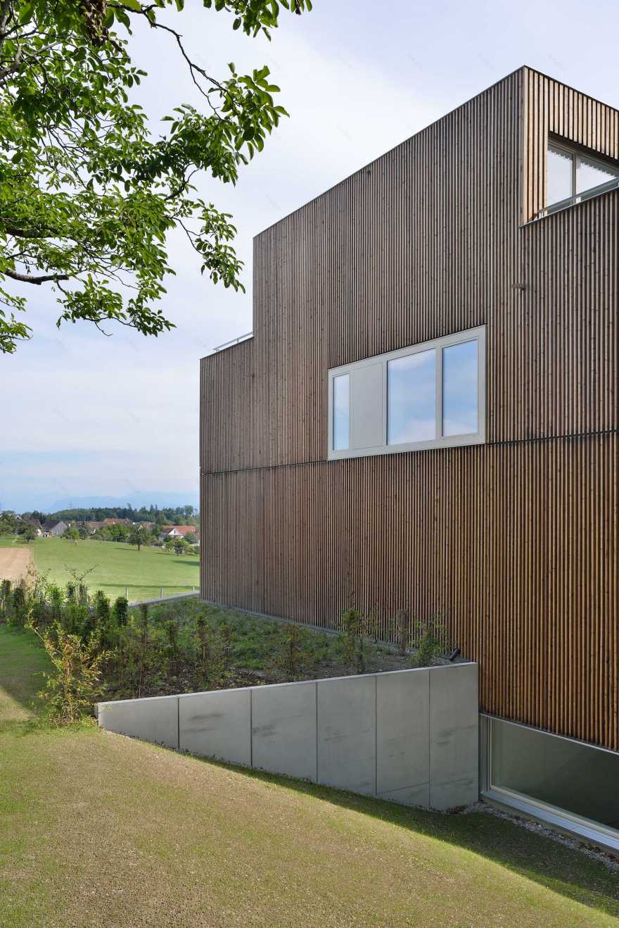 木质展馆式住宅-14