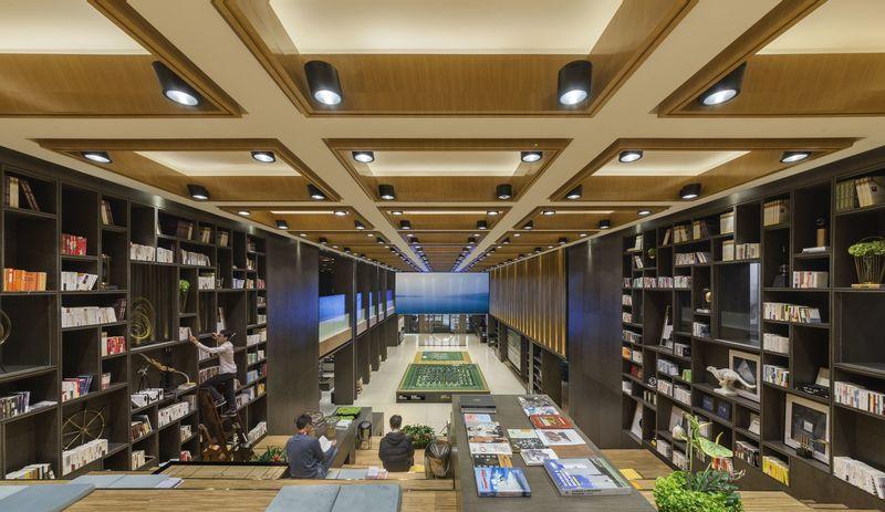 郑州绿地香颂书咖销售中心-10