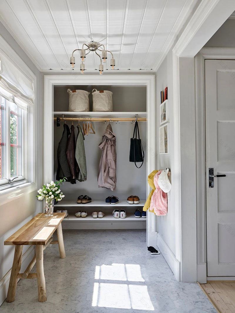 瑞典 100 年旧屋大改造,明亮内饰焕新颜-7