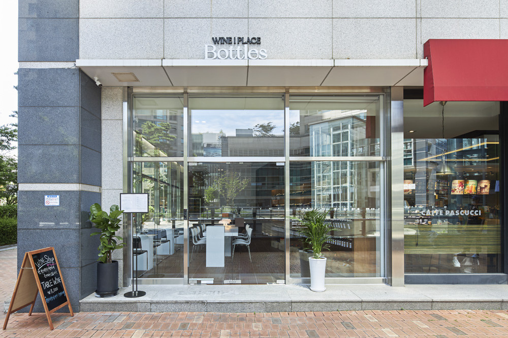 高级红酒店的优雅内饰设计-2