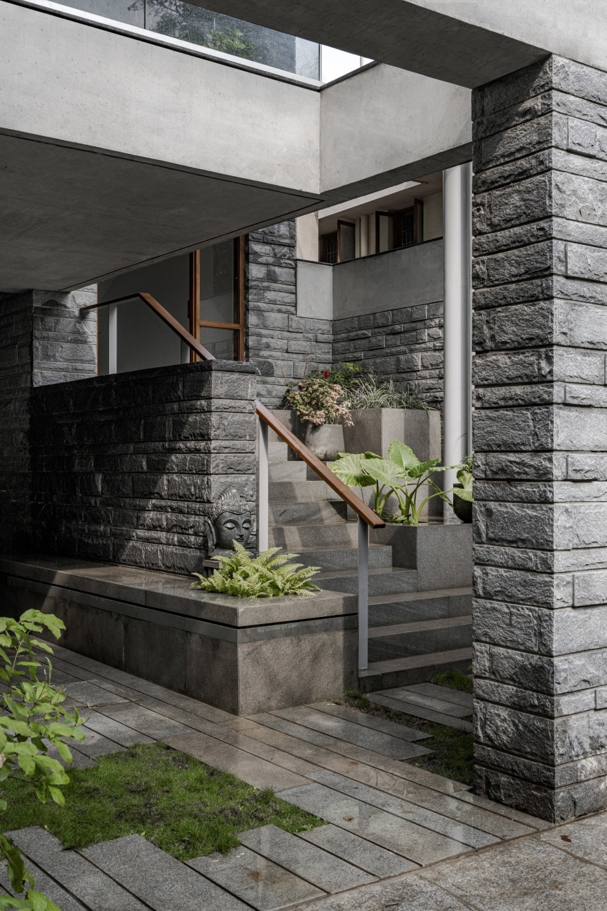 公园旁的房屋丨印度班加罗尔丨STUDIO MOTLEY-16