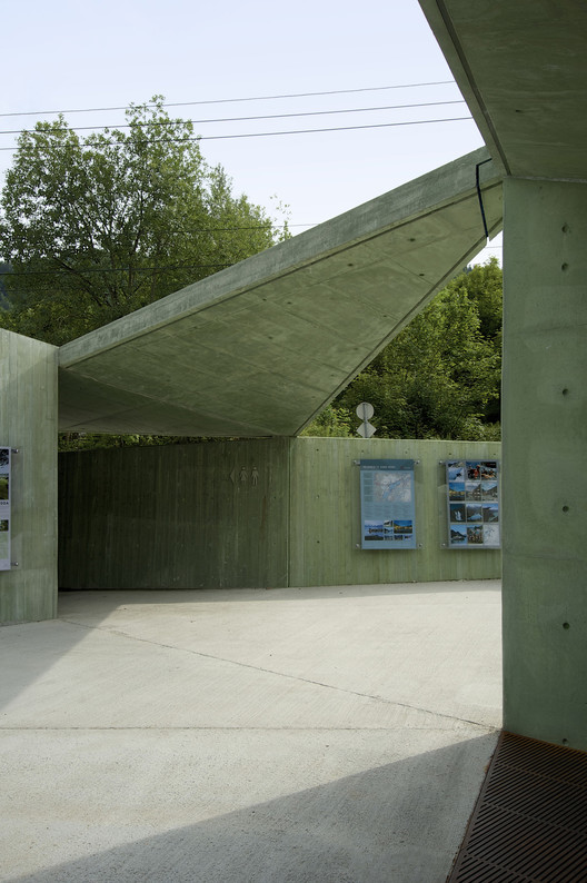 挪威 Steinsdalsfossen 瀑布景区建筑-19