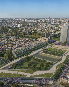 Parque Programático Urbano（城市规划公园）