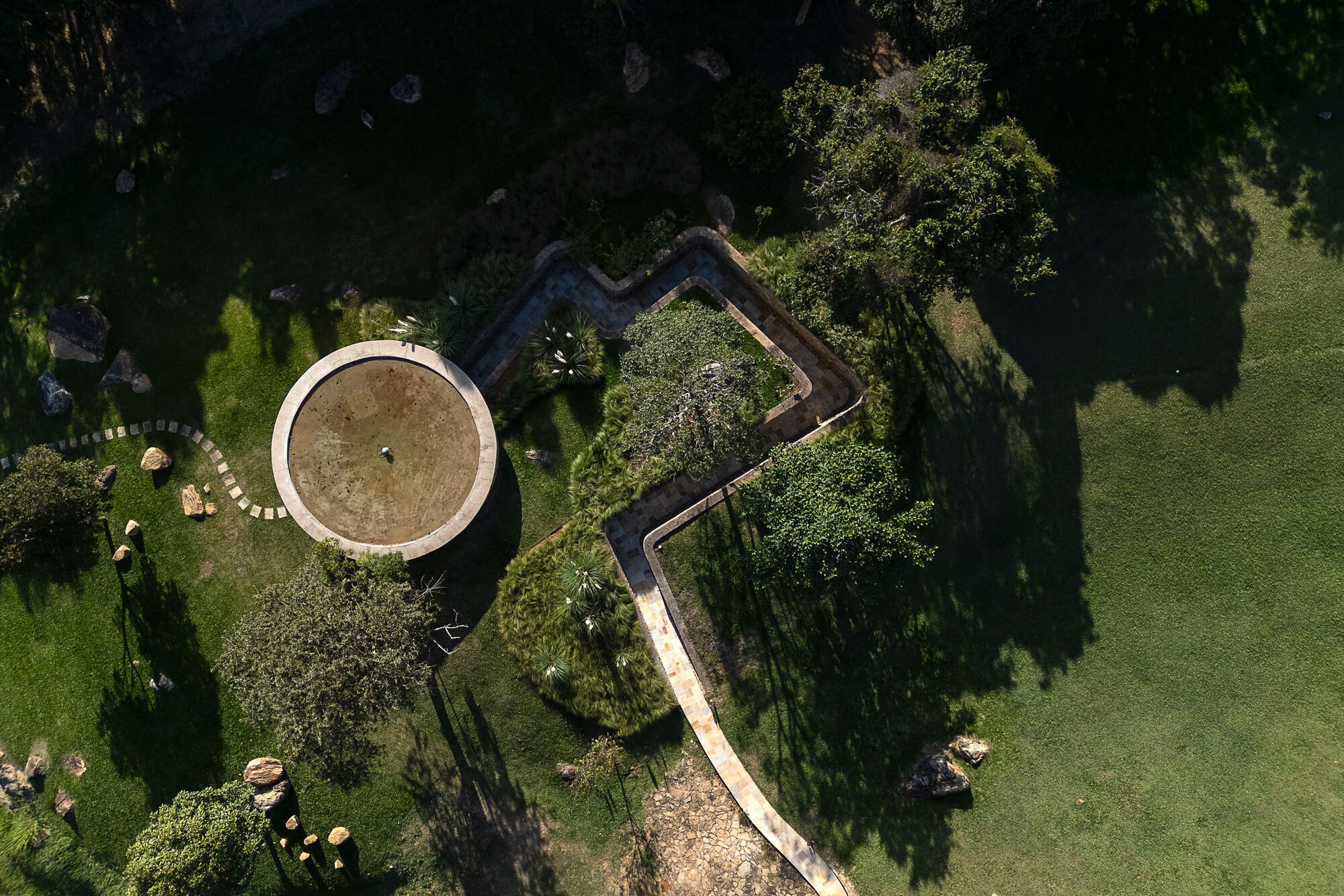 São José 山脉脚下的小教堂丨巴西丨MACh Arquitetos-15