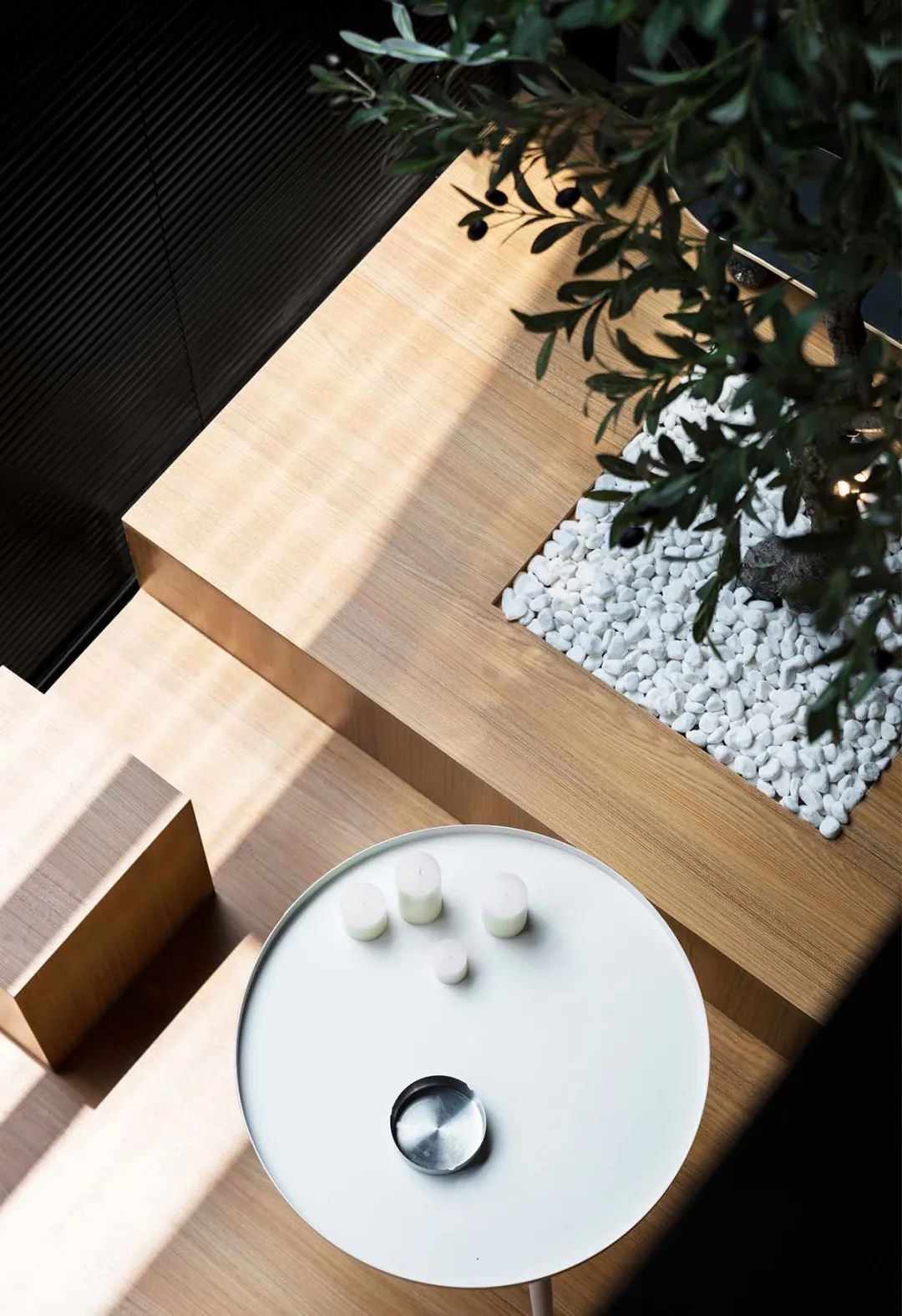 上海正昉协作设计办公室 | 黑白之间的光与影-16