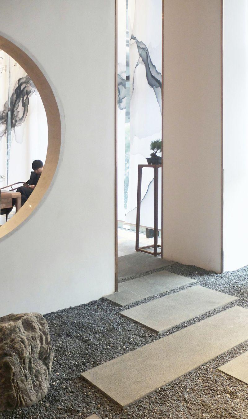 贵阳凯宾斯基酒店蓝城地产桃李春风小镇展厅——新中式雅致茶语空间-10