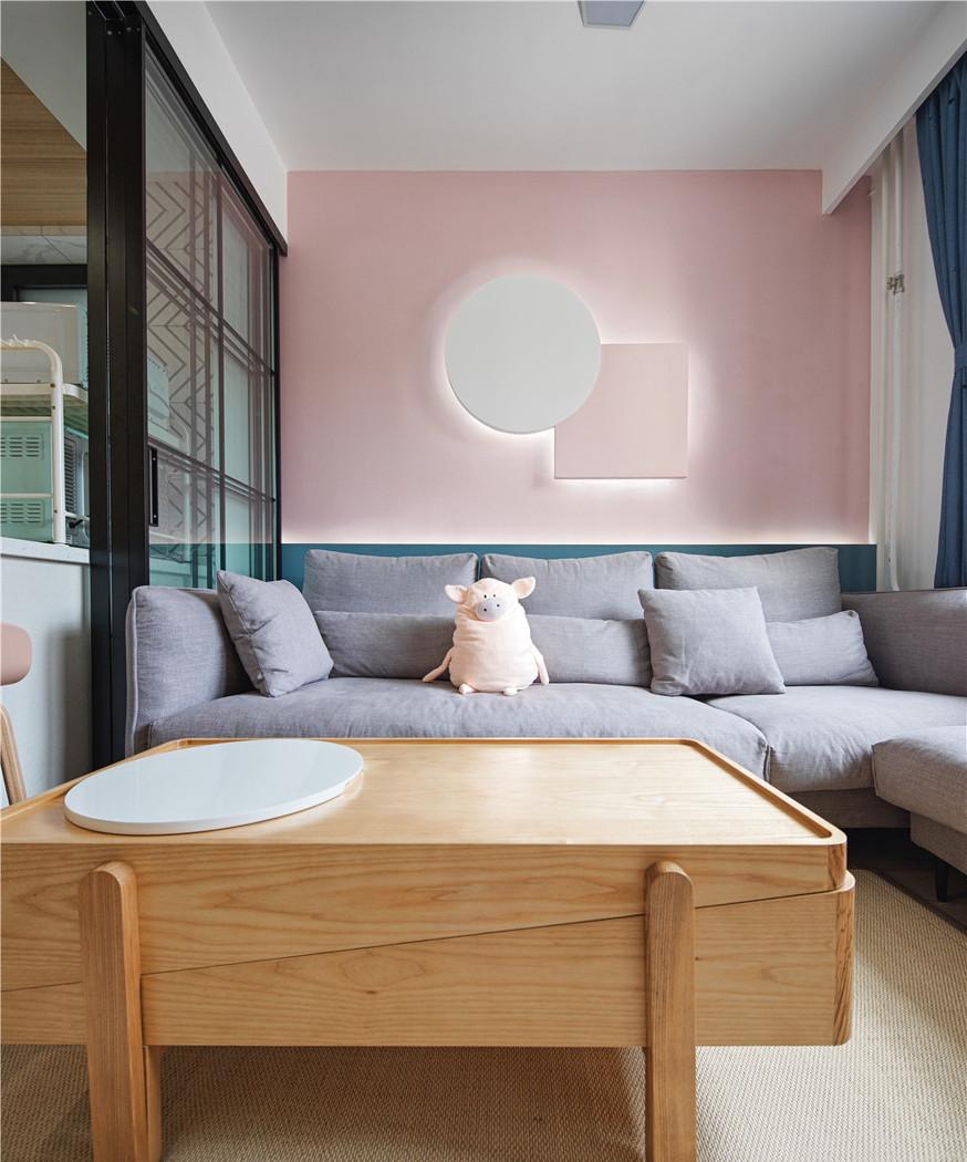 70㎡北欧风小户型极限改造,实用收纳与自然光线完美融合-14