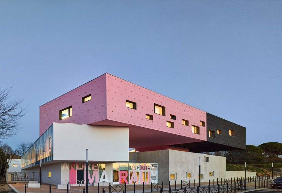 五色斑斓的幼儿园空间设计-53