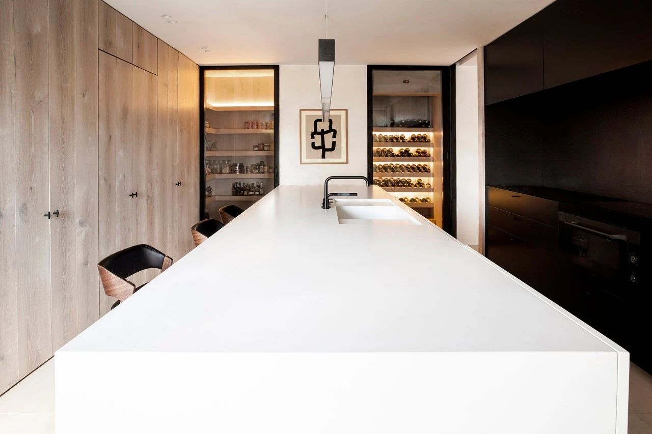 马德里极简住宅-53