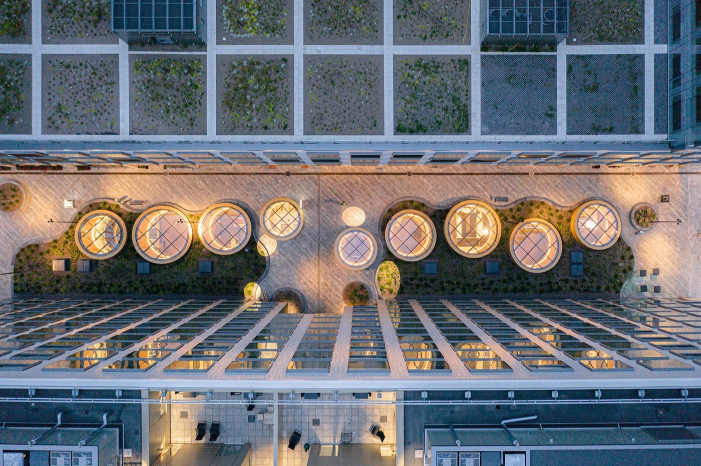 芬兰赫尔辛基 Tripla 购物中心绿色景观设计-15