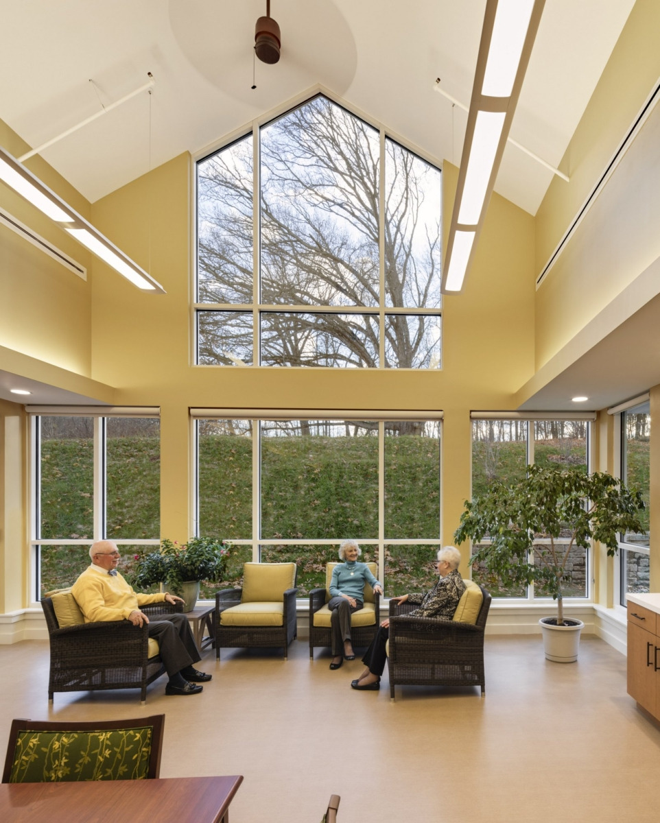 百年橡树下的温馨记忆护理社区-11