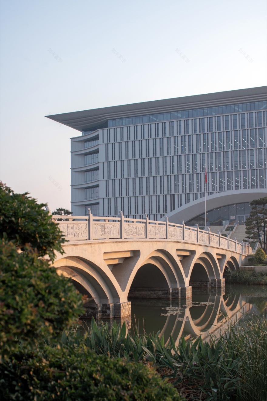 河南信息科技学院图书馆丨中国鹤壁丨同济大学建筑设计研究院(集团)有限公司 四时方院-115