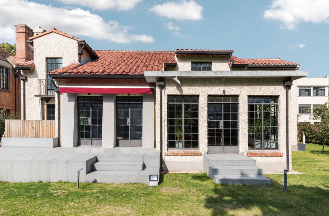 破旧的百年洋房，还可以改造成这样的低调豪宅？-28