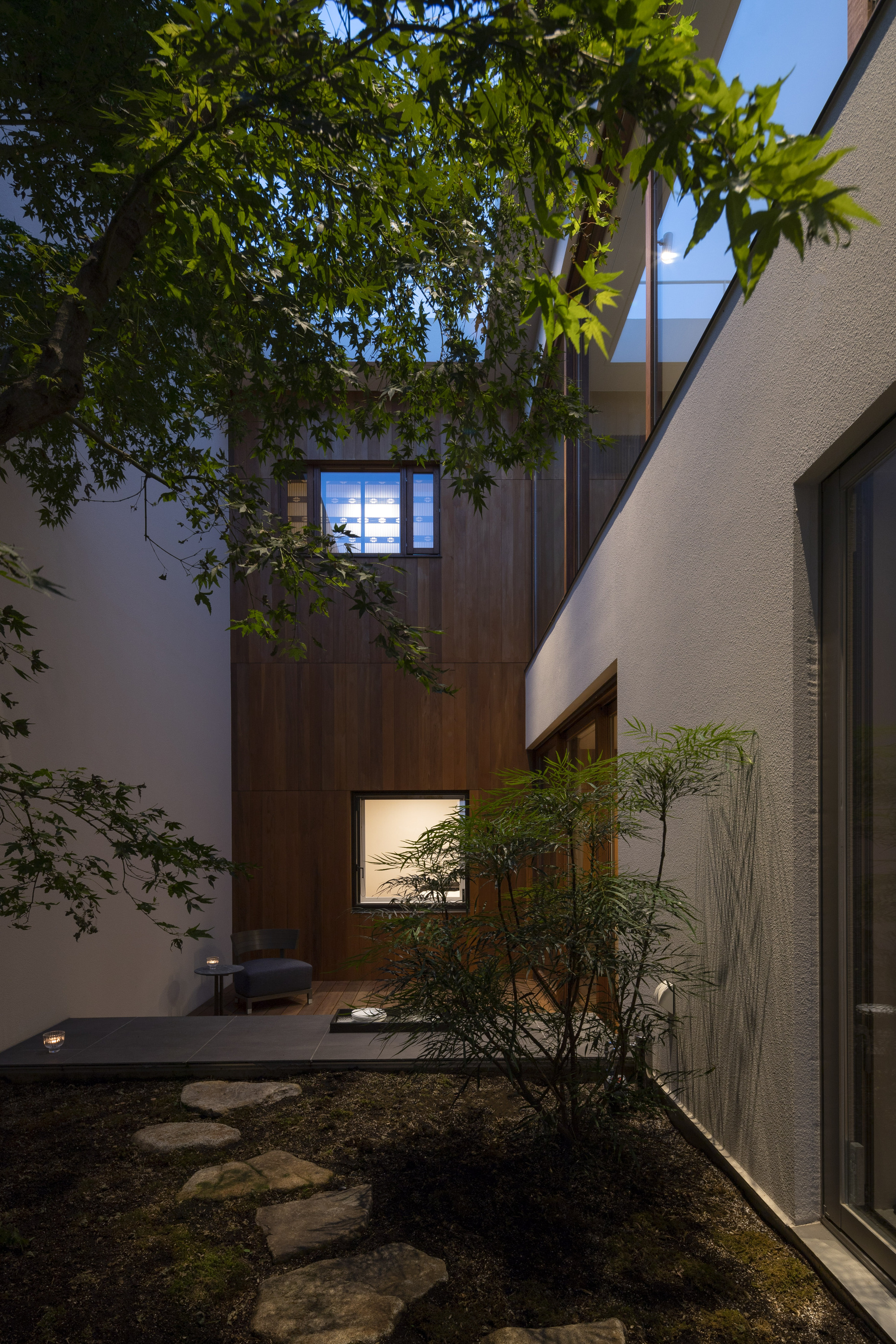 天空洞穴屋和诊所丨日本东京丨IKAWAYA Architects-31