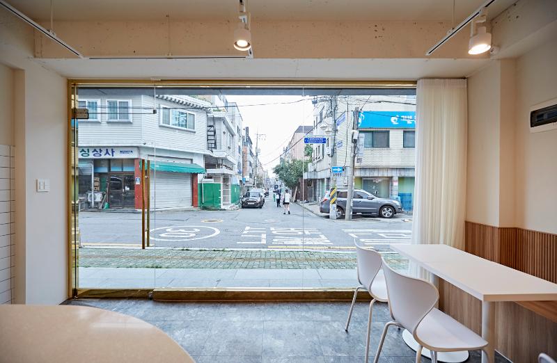 9 坪韩式简约咖啡馆，设计成本解析-11