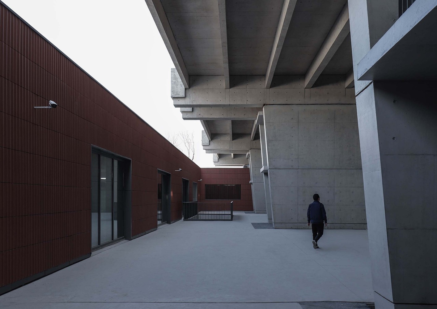 无锡清龙山公园多功能厅 · 矿坑奇迹与自然的和谐共生-28