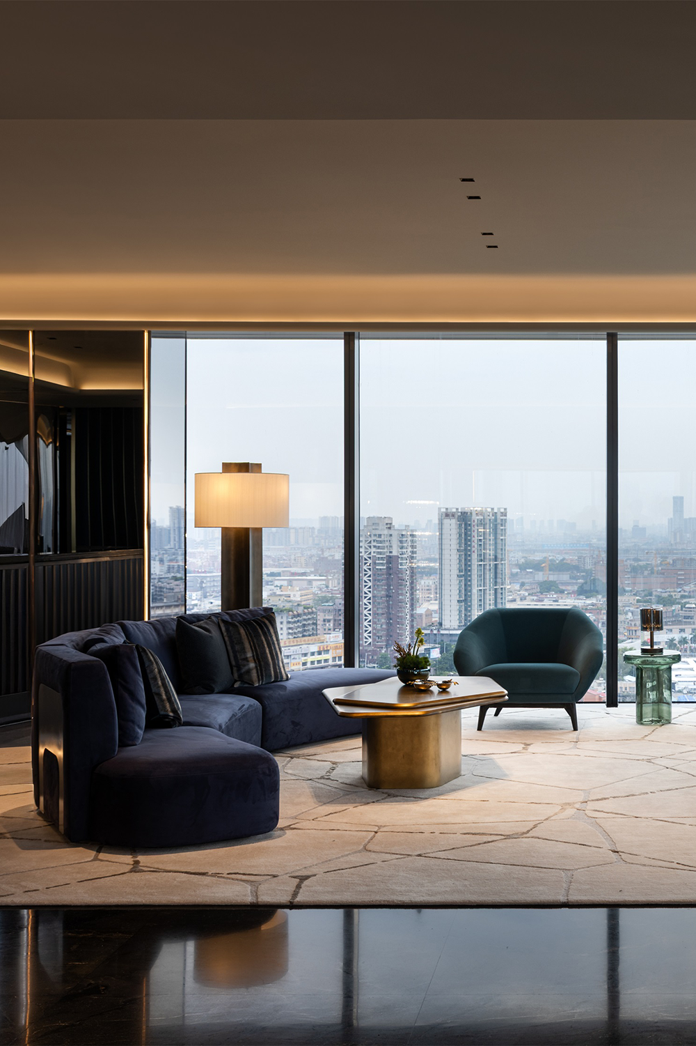 广州鹅潭1号丨中国广州丨梁志天设计集团 (SLD)-0