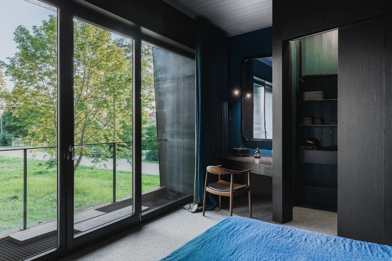 189m²黑色系别墅-34