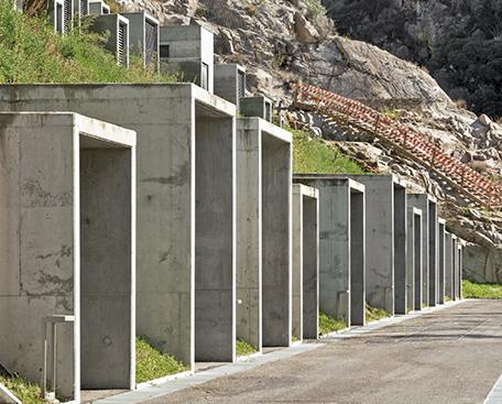 嵌入山体的生态能源站 · 葡萄牙 Foz Tua 水电站-8