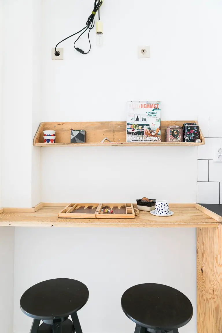 鲜亮色彩点缀的北欧风格 | 以白色为基调的清新空间-7