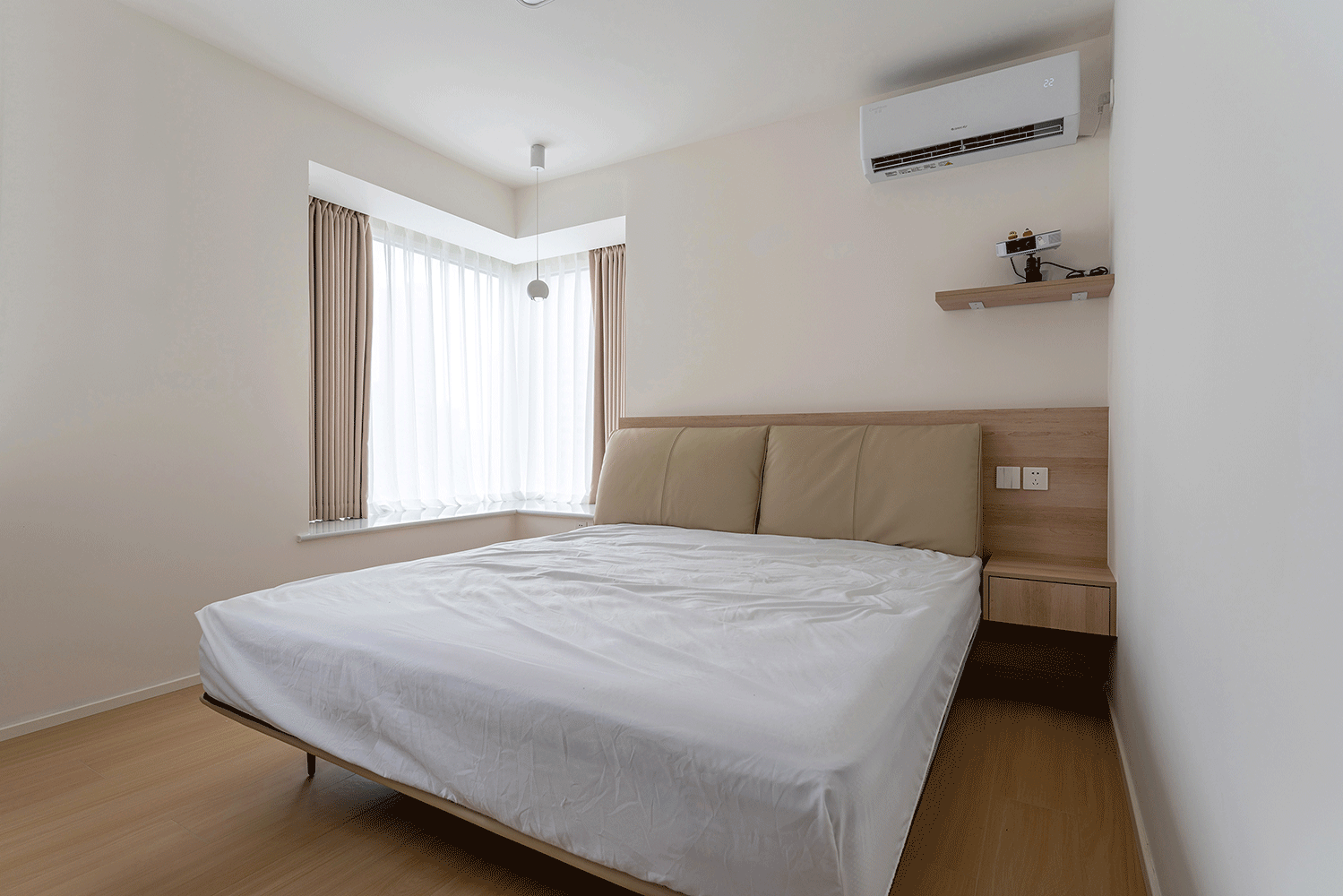 奶油原木一落地,温馨色调+耐用质感,放大30㎡的效果就有了~-43