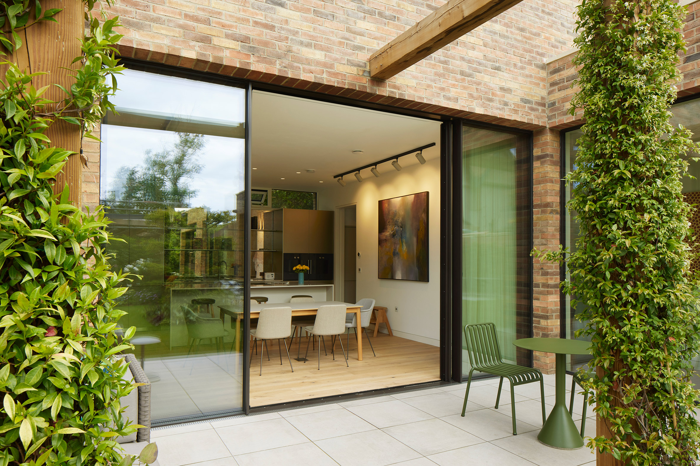 Newcastle“flatpack”庭院住宅丨英国-4