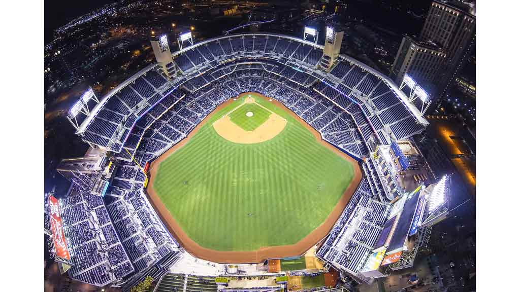 Gensler 助力 Petco Park 打造地道德州风味餐厅-1