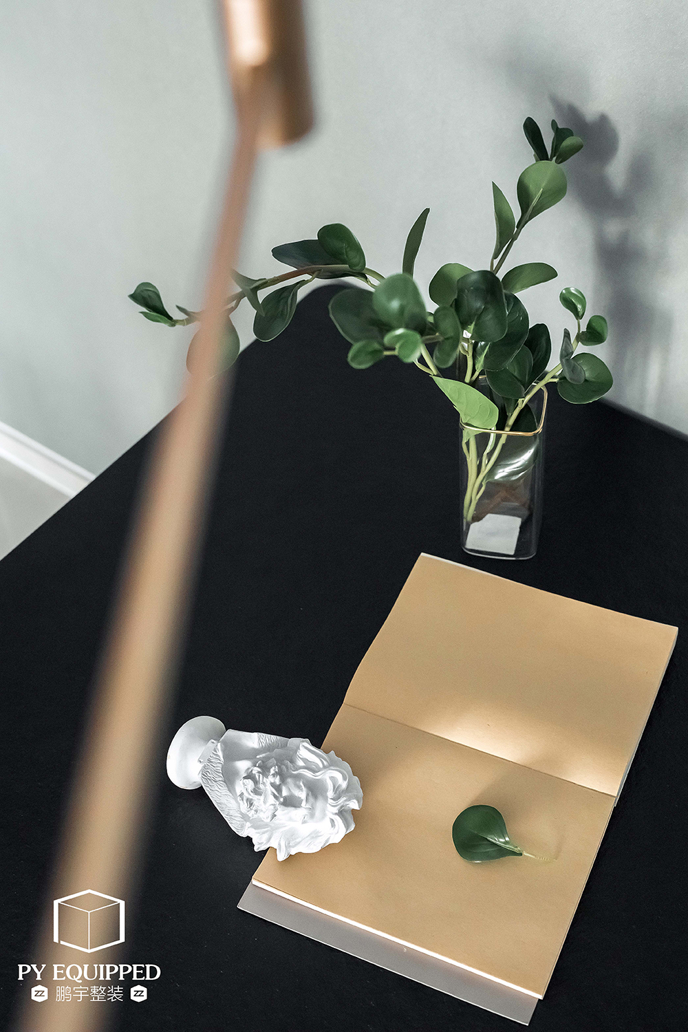 现代轻奢空间 | 鹏宇设计的深邃魅力-9