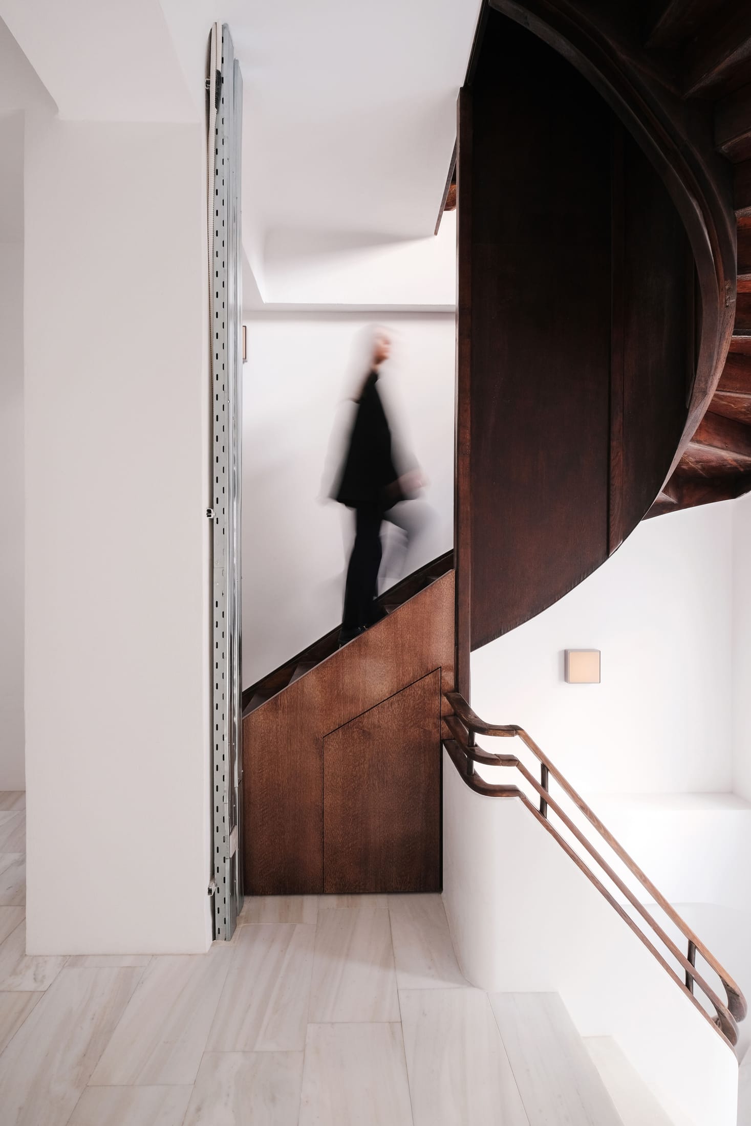 XT 97 Interwar Modern 翻新项目丨希腊雅典丨Lara Vartzioti-13