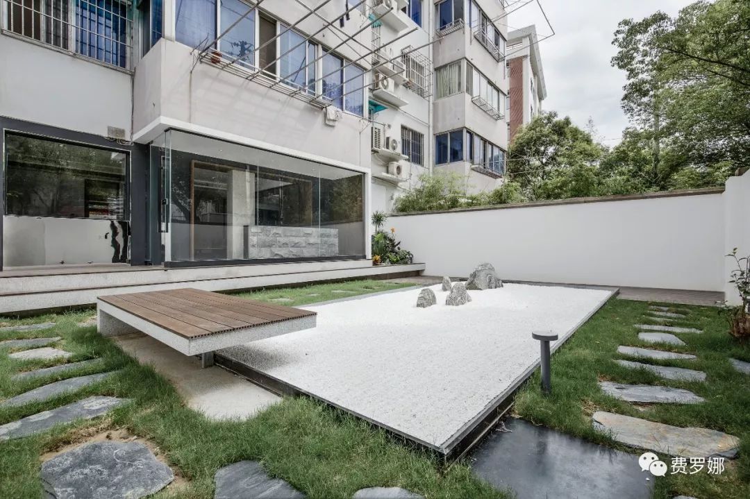 【周六案例放送】在居住楼里，他们只想设计一花一草 | 水泥瓷砖应用-1