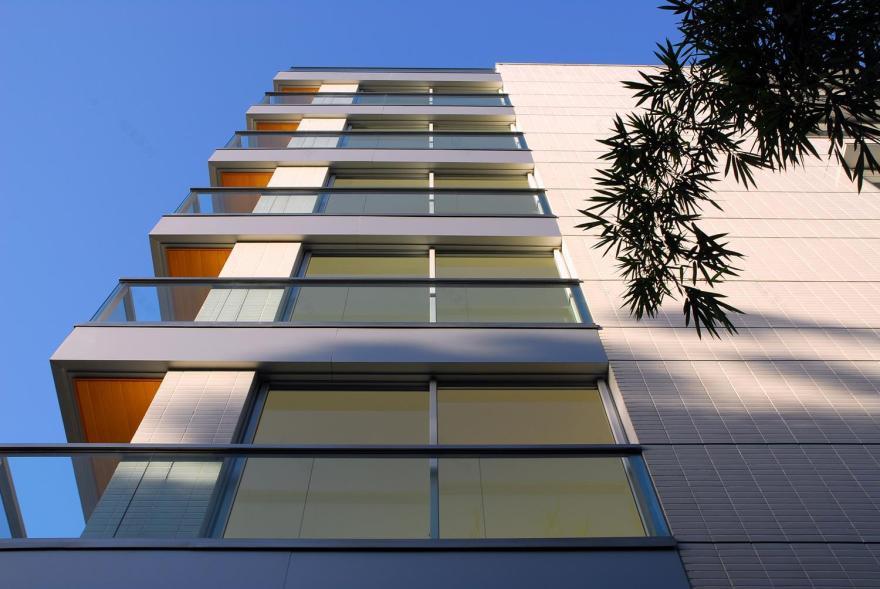 巴西 Porto de Mônaco Residence | 现代建筑与自然美景的完美融合-5