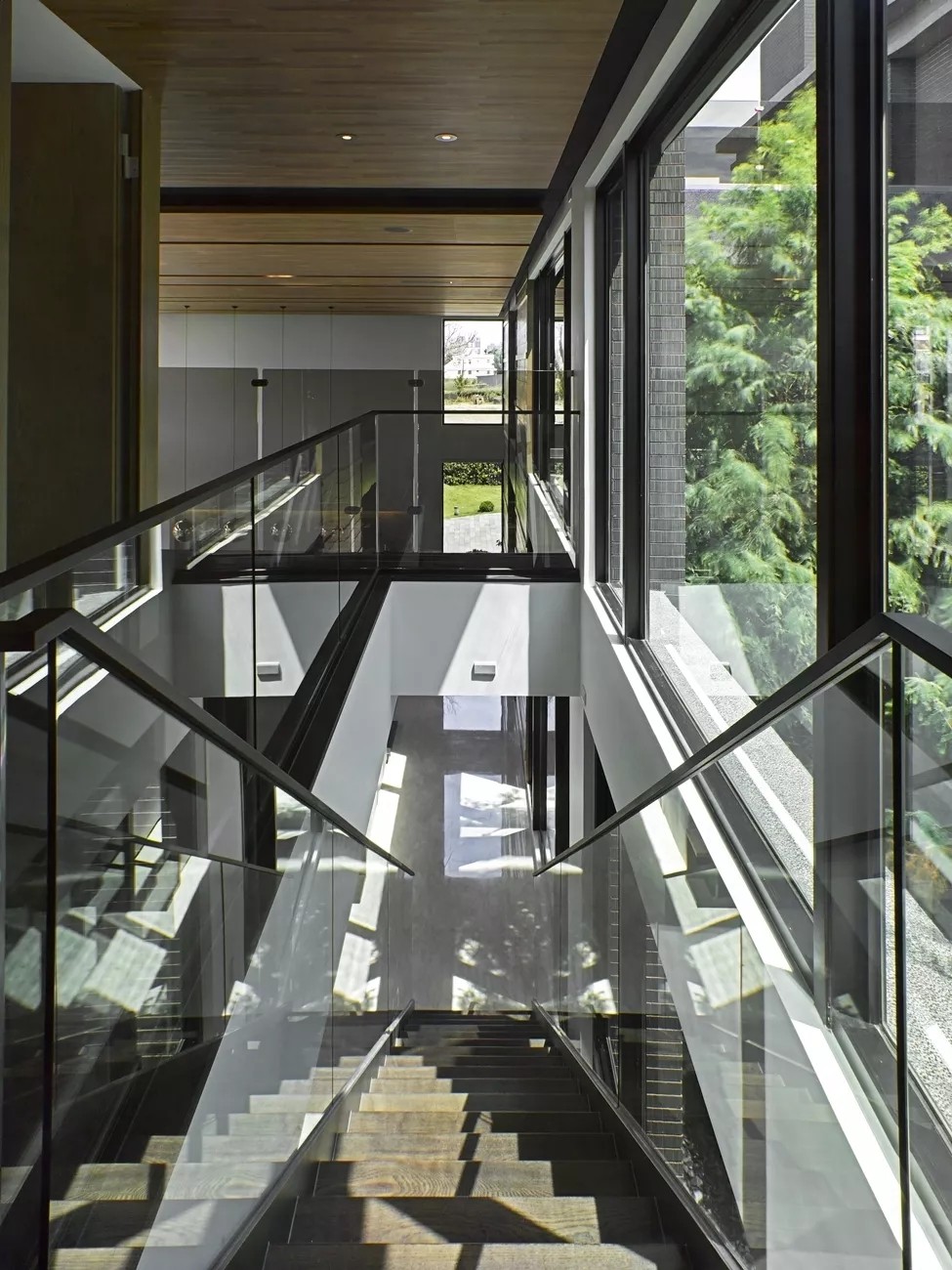 现代风挑高别墅,打造生活艺术馆-8