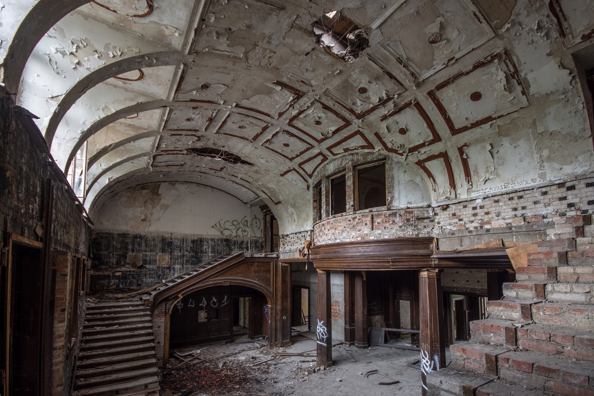 贝乌奇大宫殿修复及豪华酒店建设项目-15