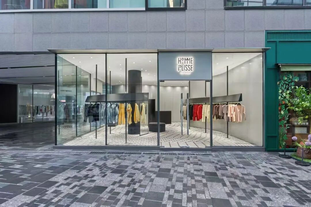 焕新启幕|匠心筑就三里屯太古里三宅一生男装店，共赴空间美学新程-9