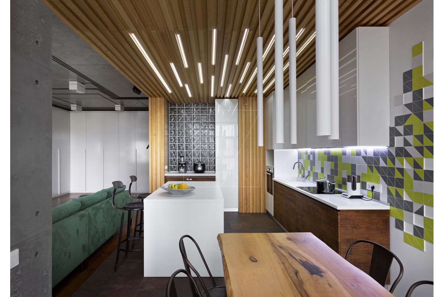 80m²乌克兰轻工业风公寓  Sergey Makhno Archit-13