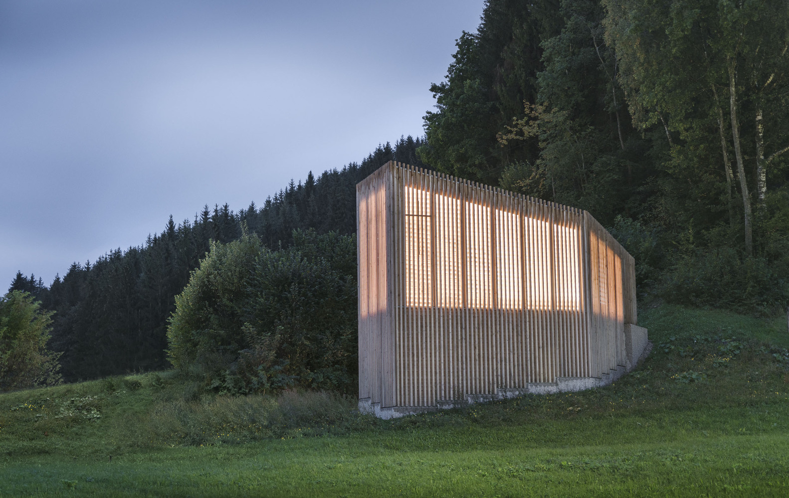 奥地利复活教堂丨LP 建筑-13