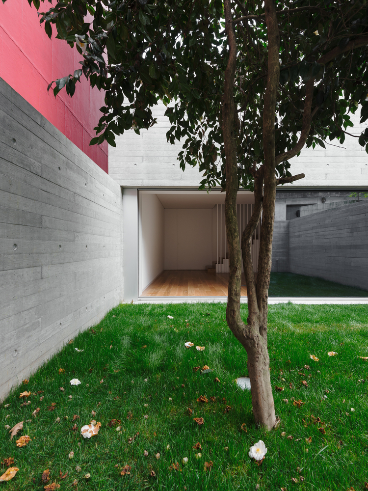 葡萄牙马拉夸街混凝土住宅丨Base arquitetura-46