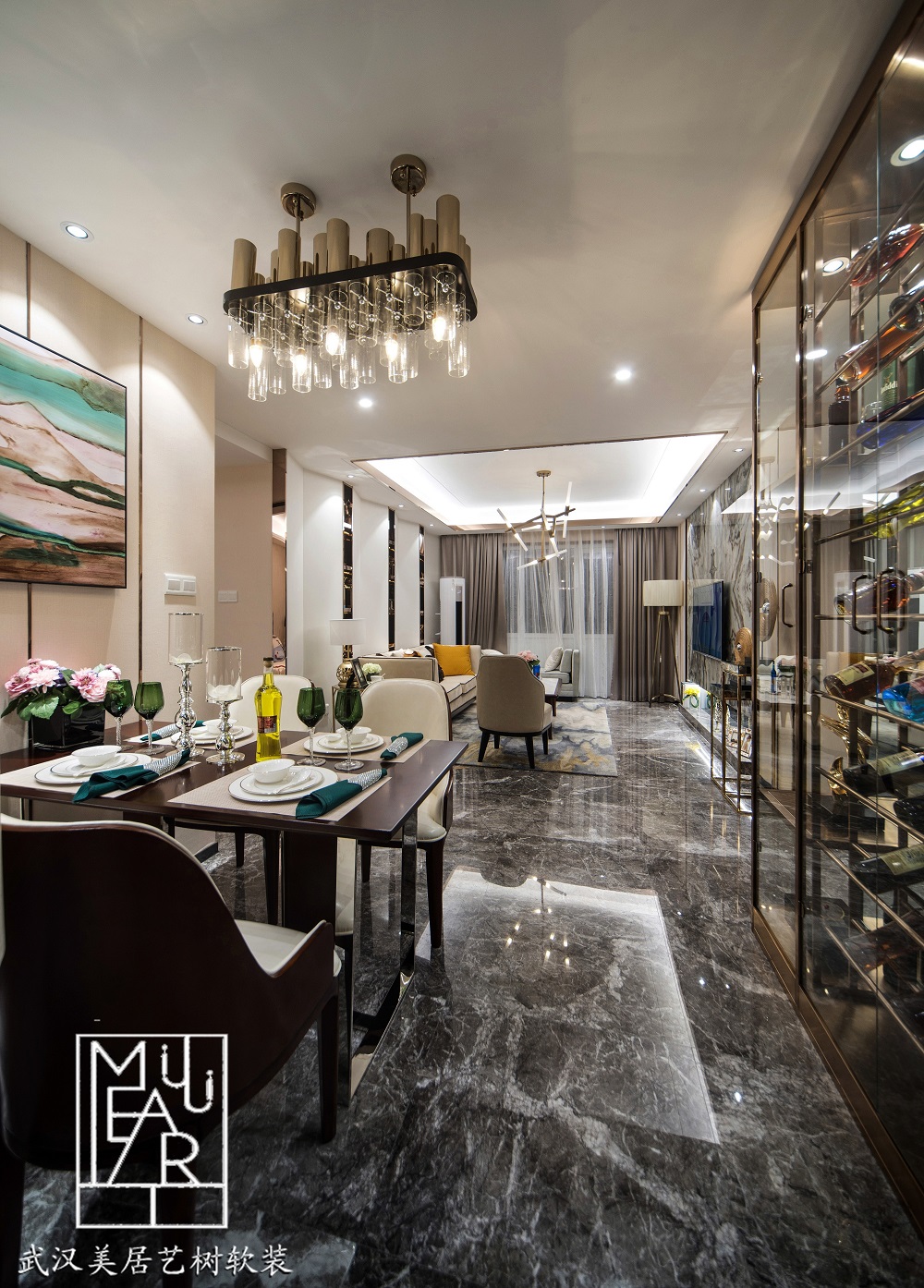 现代港式风格打造 100㎡优雅轻奢空间-9