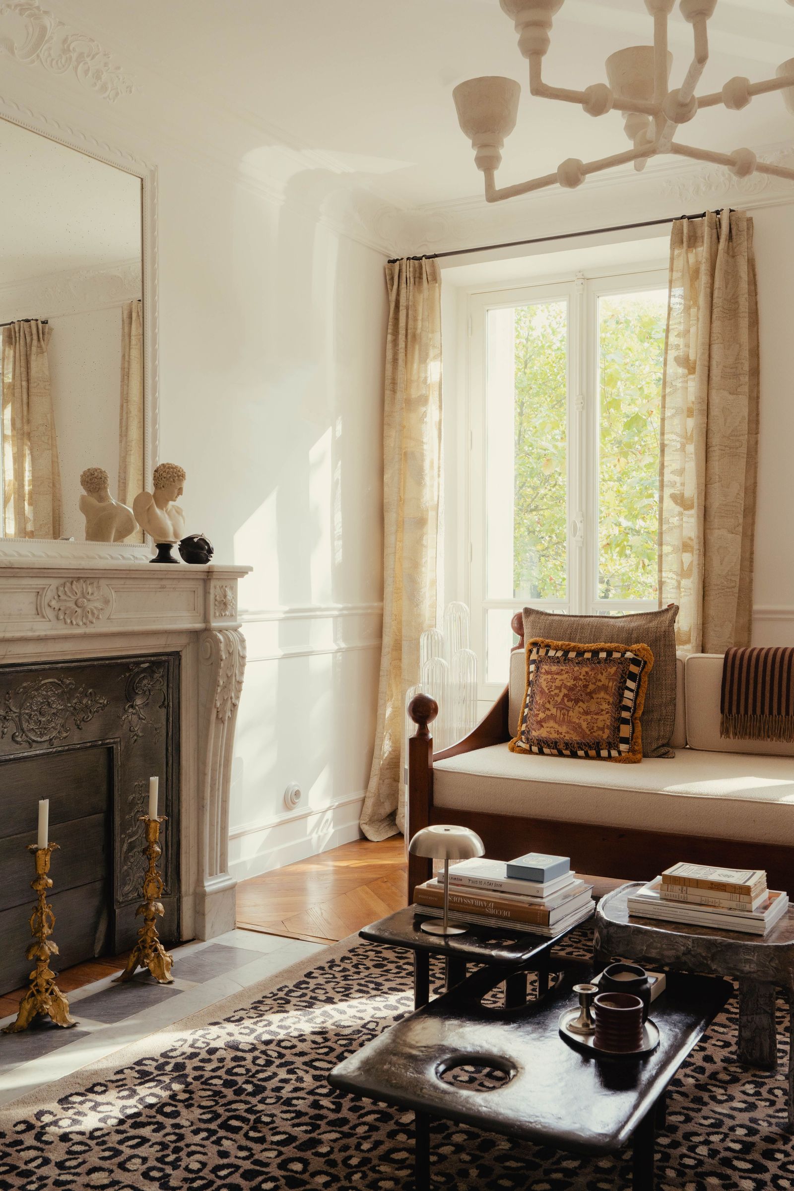 巴黎58平米公寓创意翻新丨法国巴黎丨巴黎室内建筑工作室Maison Baumann-13