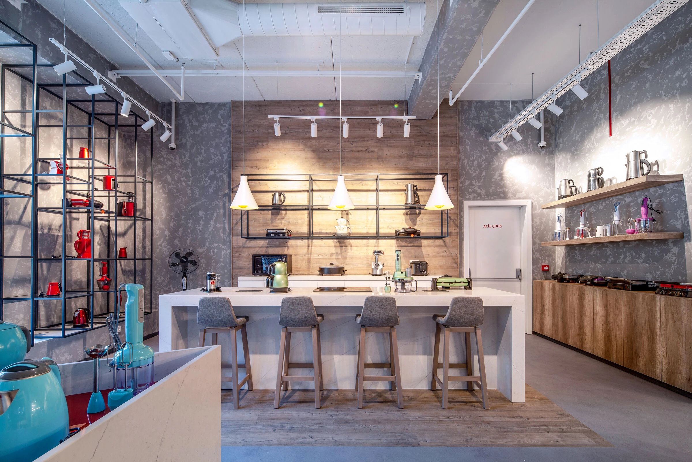 土耳其 King Home 家电办公展示空间丨土耳其伊斯坦布尔丨PIM Architects-8