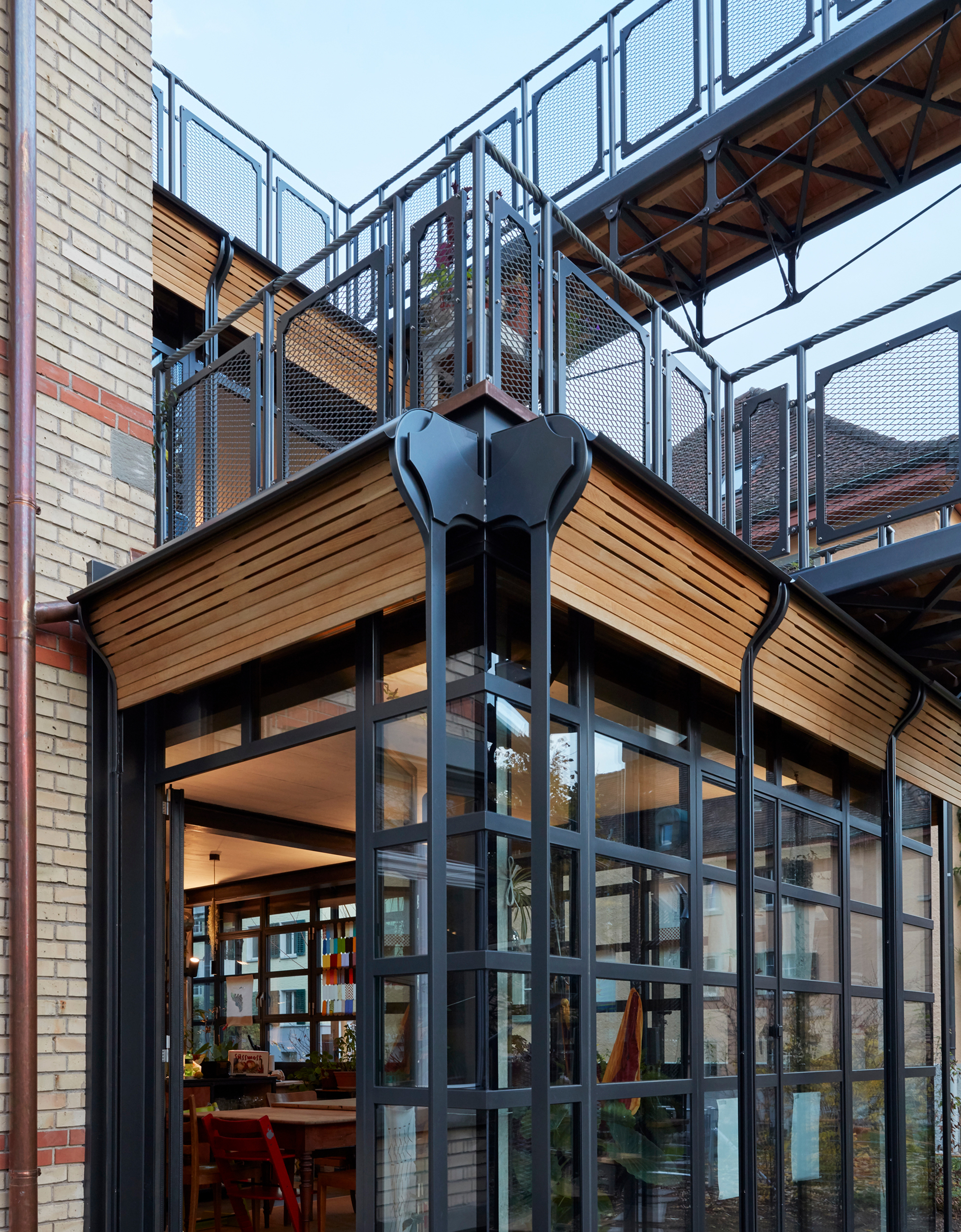 Renovation and Extension of a Heritage-protected Residence Building / AMJGS Architektur-29