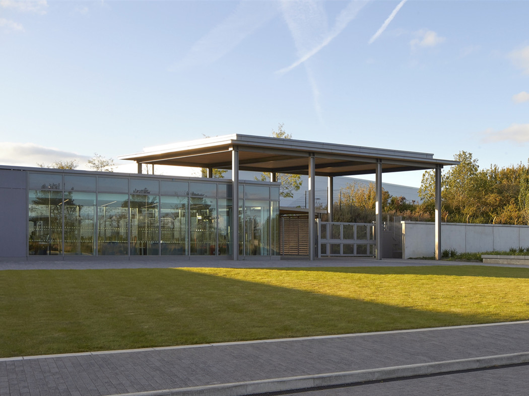 英国先进产品创建中心-3